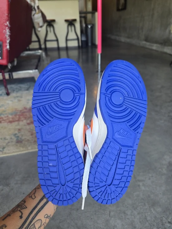 Nike White, Blue & Orange Size 6Y Or 8 Womens - Picture 7 of 8